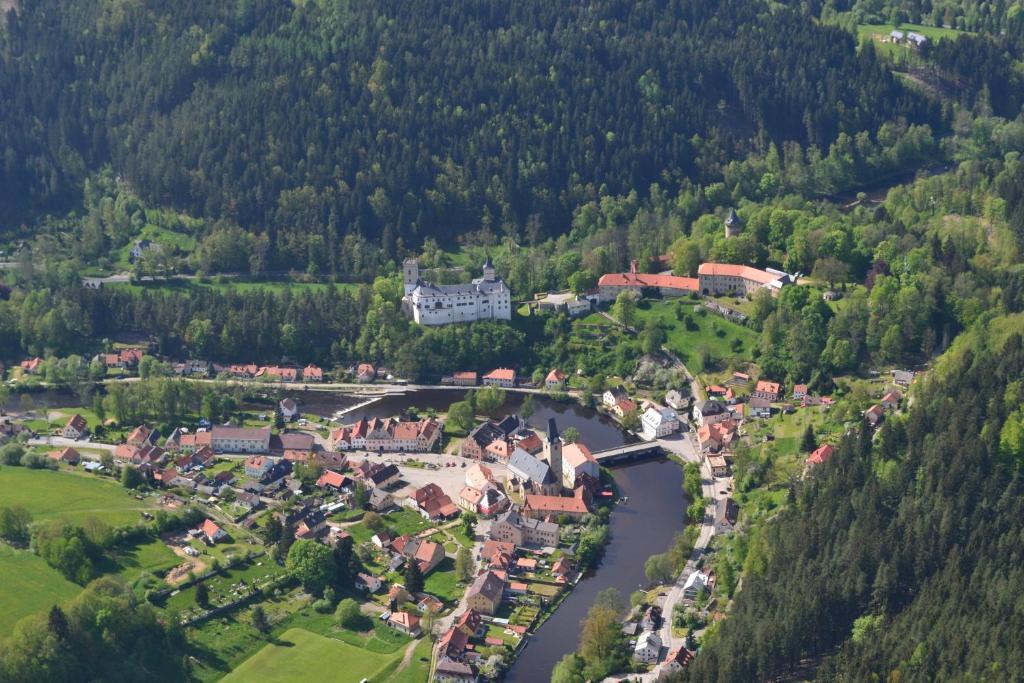 Růže 3* Rožmberk nad Vltavou